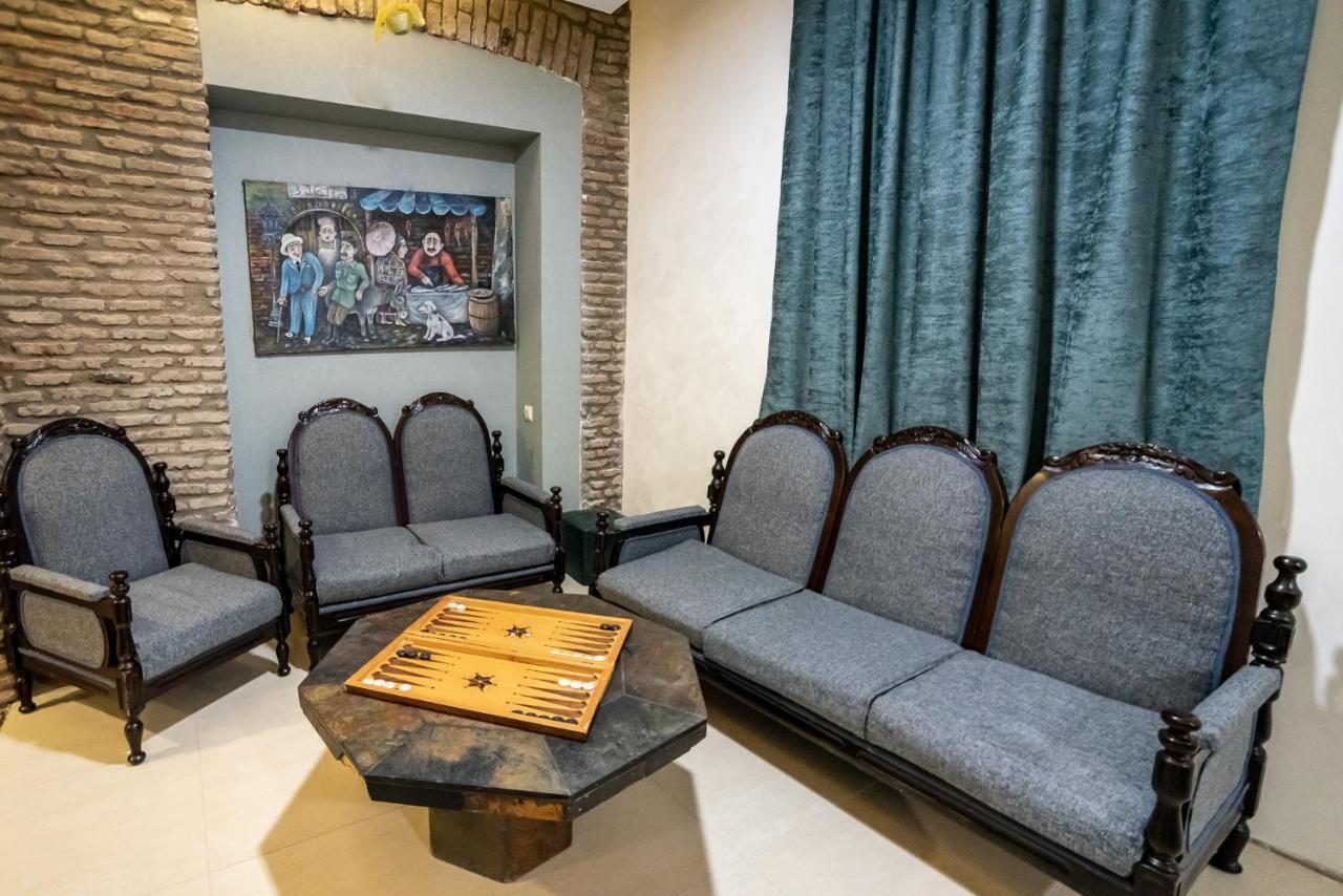 Tiflis Hotel Екстериор снимка