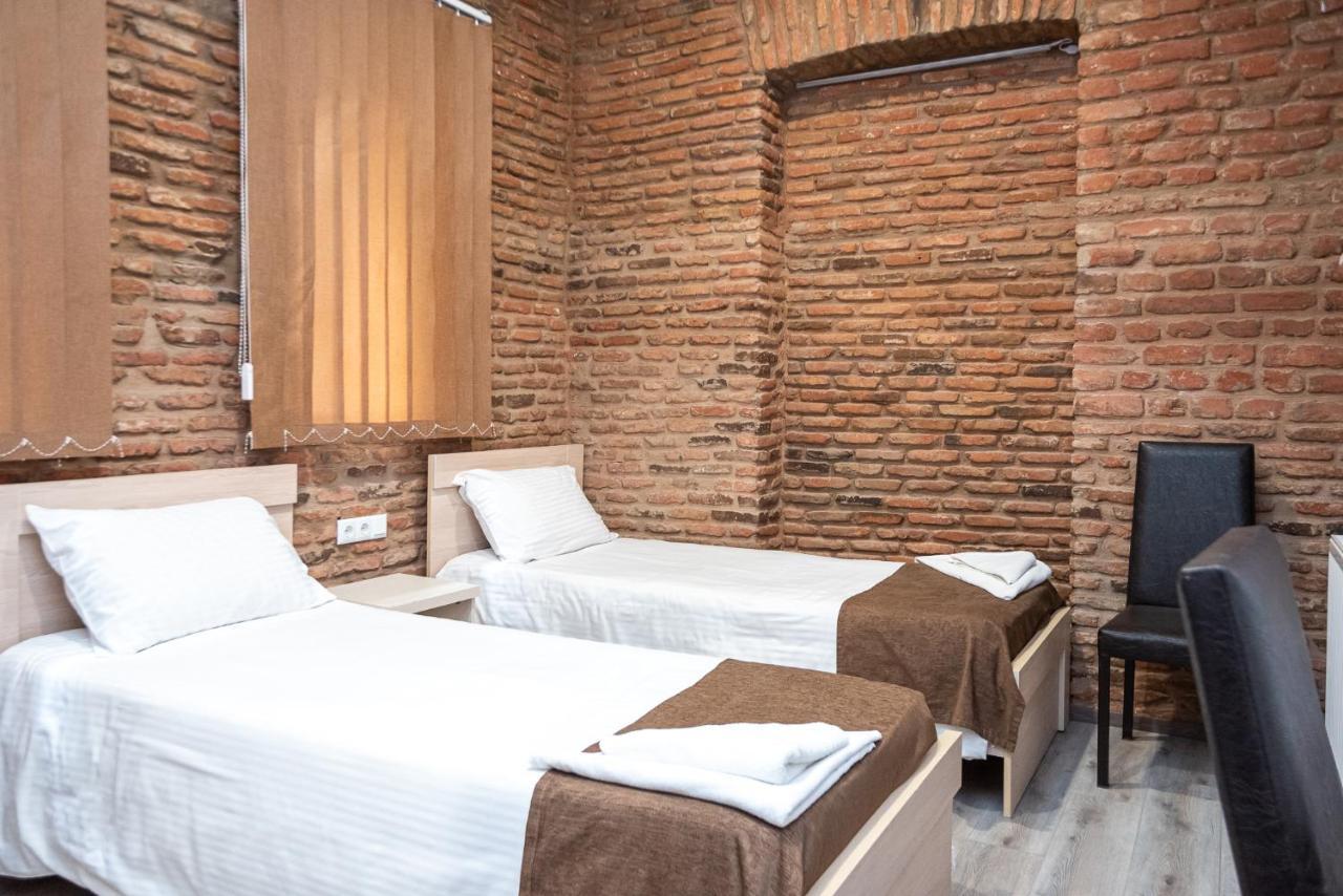 Tiflis Hotel Екстериор снимка