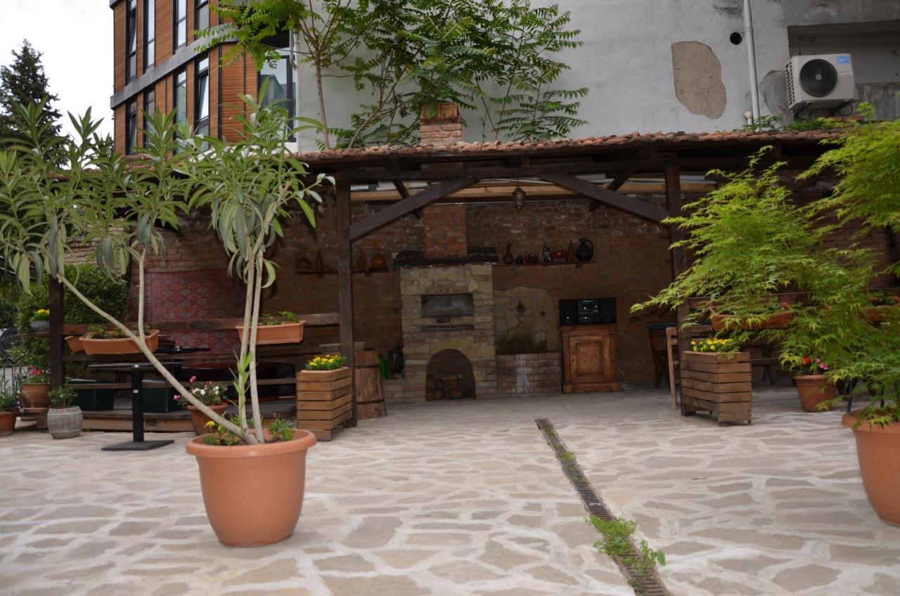 Tiflis Hotel Екстериор снимка