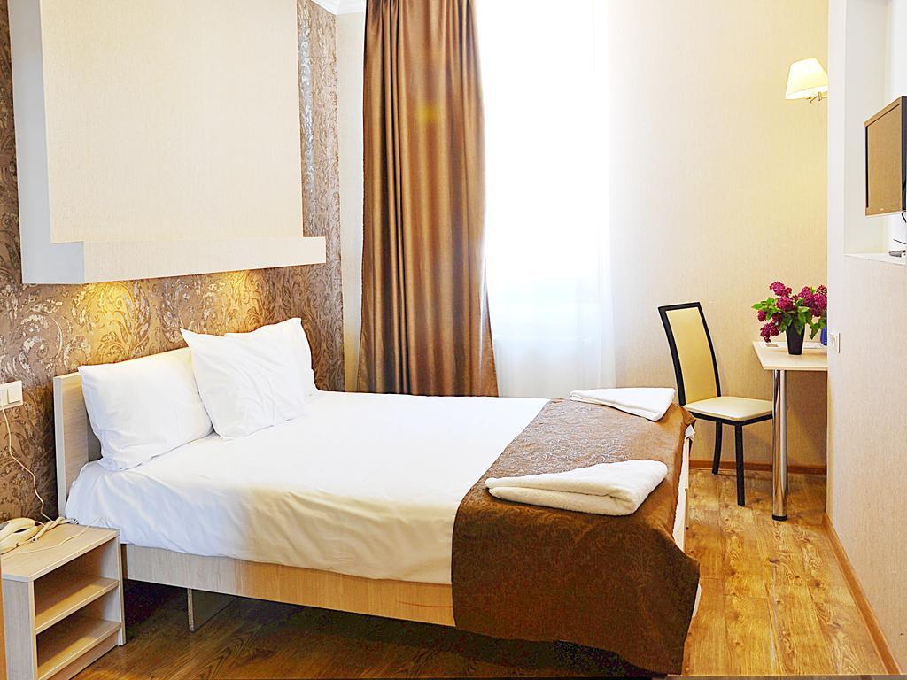 Tiflis Hotel Екстериор снимка